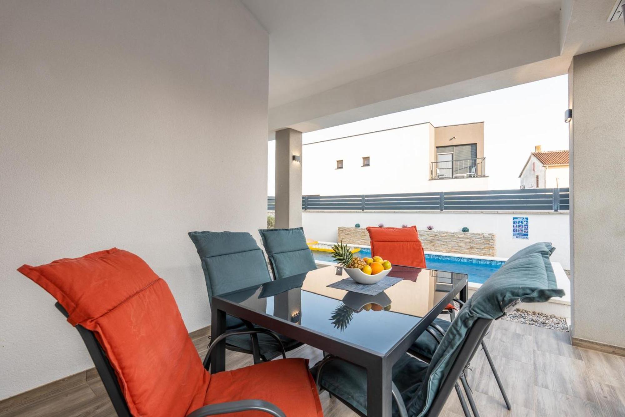 Vila House Adeo With Private Pool, Pula